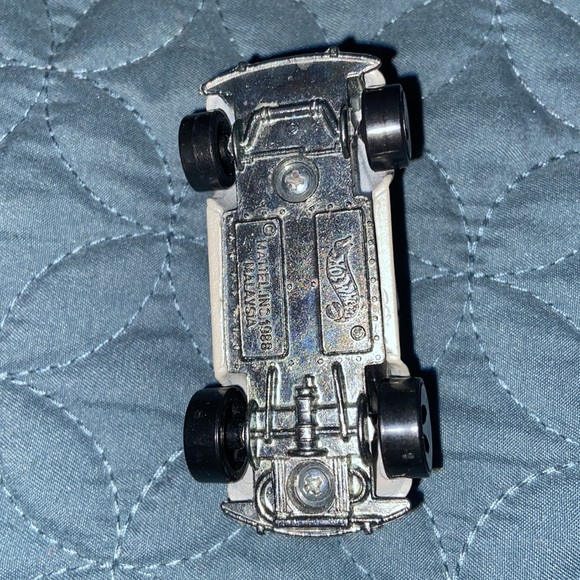 Bundle Of Tigger Items - Picture 3 of 7